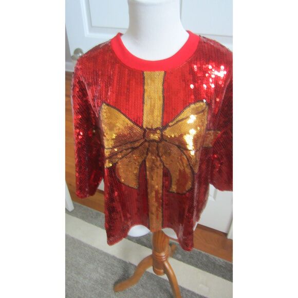 NWT  Simply Southern, Red & Gold  Christmas Gift Sequined  Lined Top Size Large - Picture 1 of 5